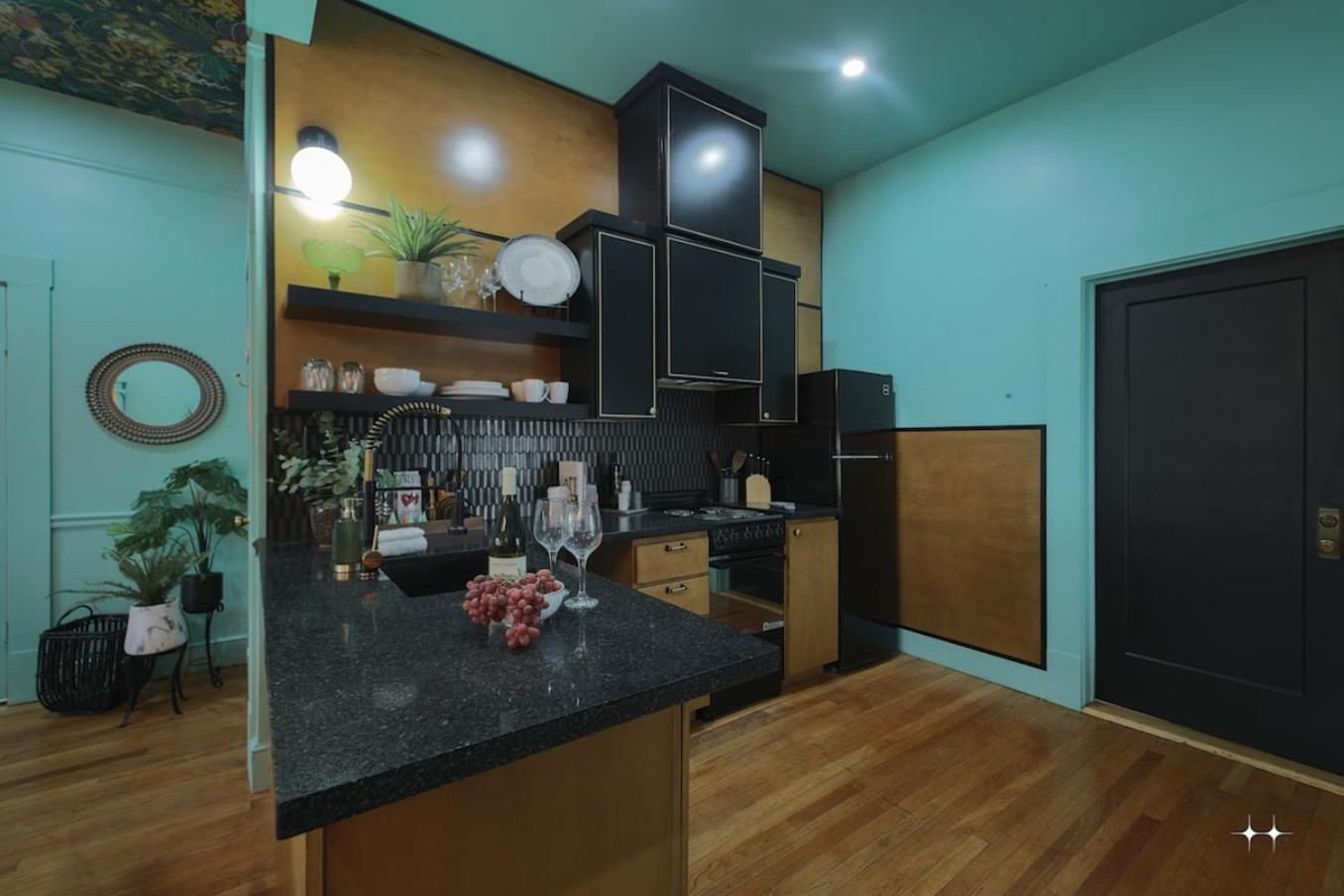 Apartment The Cat's Meow 1 Sunset Heights